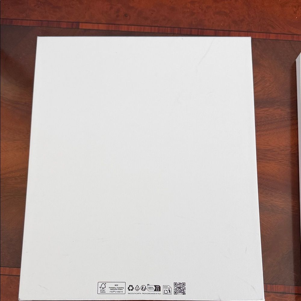 Celine White Gift Box - Picture 7 of 11
